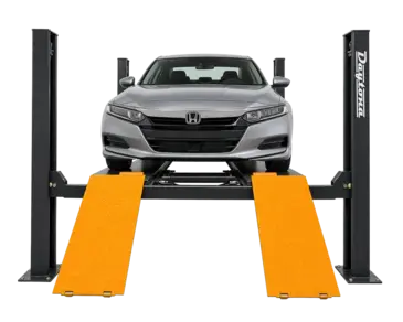 Daytona 4-post alignment lift with built-in slip plates